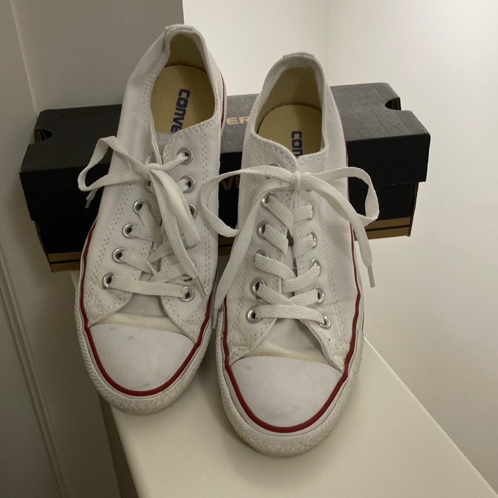 Converse All Star OX | Unisex | Men’s 5.5 Women’s 7.5 | White Canvas